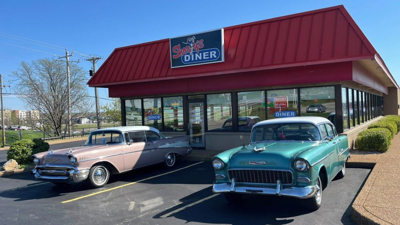 shortys diner outside cars - rectangle